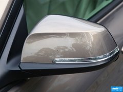 2013款 335i 3.0T 自动 风尚设计套装
