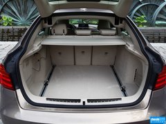 2013款 335i 3.0T 自动 风尚设计套装