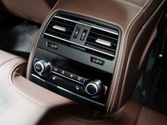 2013款 4.4T DCT Gran Coupe
