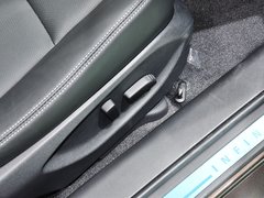 2014款 3.5L Hybrid 旗舰版