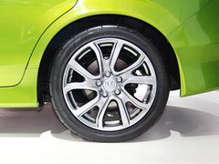 2013款 1.8L 自动 舒适型 5座