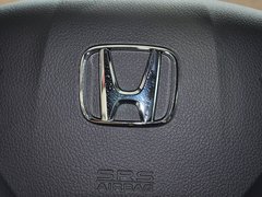 2013款 1.8L 自动 舒适型 5座