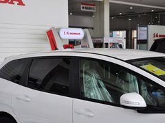 2013款 1.8L 自动 舒适型 5座