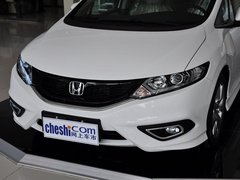 2013款 1.8L 自动 舒适型 5座