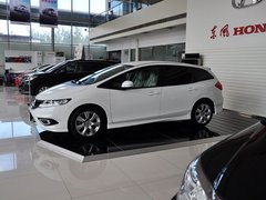 2013款 1.8L 自动 舒适型 5座