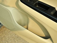 2013款 1.8L 自动 舒适型