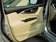 2013款 1.8L 自动 舒适型