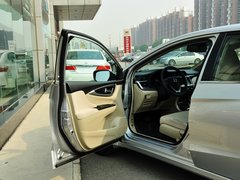 2013款 1.8L 自动 舒适型