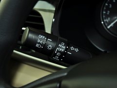 2013款 1.8L 自动 舒适型