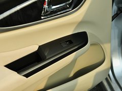 2013款 1.8L 自动 舒适型