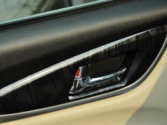 2013款 1.8L 自动 舒适型