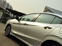 2013款 1.8L 自动 舒适型