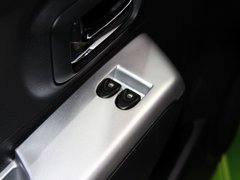 2013款 1.0L 手动 标准型