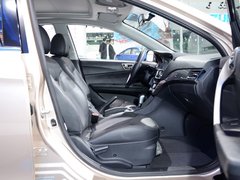 2013 1.5L CVT 豪华女性版