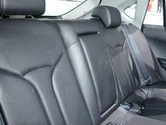 2013 1.5L CVT 豪华女性版