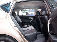 2013 1.5L CVT 豪华女性版