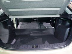2013 1.5L CVT 豪华女性版