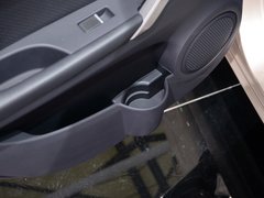 2013 1.5L CVT 豪华女性版