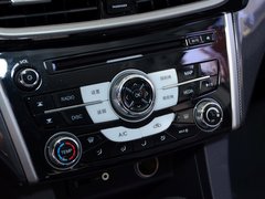 2013 1.5L CVT 豪华女性版