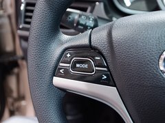 2013 1.5L CVT 豪华女性版