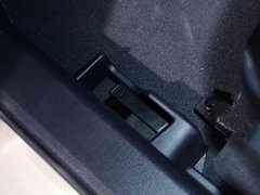 2013 1.5L CVT 豪华女性版