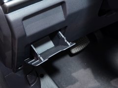 2013 1.5L CVT 豪华女性版