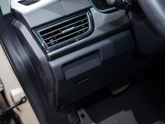 2013 1.5L CVT 豪华女性版