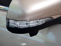 2013 1.5L CVT 豪华女性版
