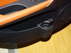 2013 1.5L CVT 豪华女性版