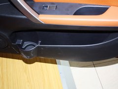 2013 1.5L CVT 豪华女性版