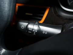 2013 1.5L CVT 豪华女性版