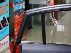 2013 1.5L CVT 豪华女性版