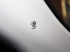 2013 1.5L CVT 豪华女性版