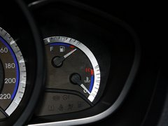 2013 1.5L CVT 豪华女性版