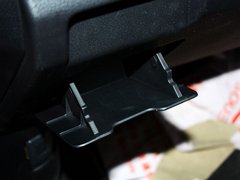2013 1.5L CVT 豪华女性版