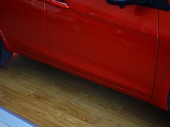 2013 1.5L CVT 豪华女性版