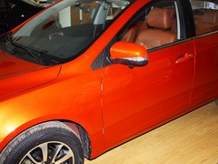 2013 1.5L CVT 豪华女性版