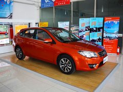 2013 1.5L CVT 豪华女性版
