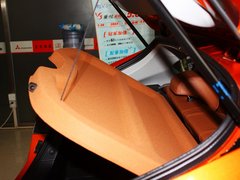 2013 1.5L CVT 豪华女性版