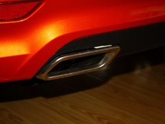 2013 1.5L CVT 豪华女性版