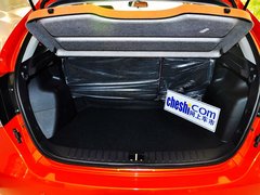 2013 1.5L CVT 豪华女性版