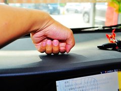 2013 1.5L CVT 豪华女性版