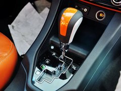 2013 1.5L CVT 豪华女性版