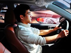 2013 1.5L CVT 豪华女性版