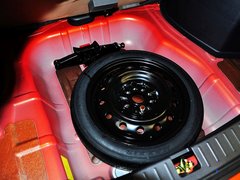 2013 1.5L CVT 豪华女性版