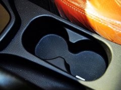 2013 1.5L CVT 豪华女性版