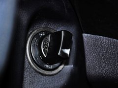 2013 1.5L CVT 豪华女性版
