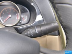 2013款 1.5L 自动 豪华型