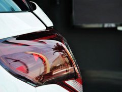 2013款 1.6L 自动 风尚敞篷版