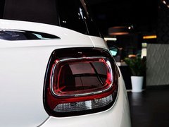 2013款 1.6L 自动 风尚敞篷版